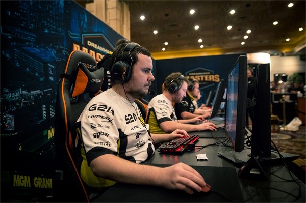 等俱乐部相 等俱乐部相