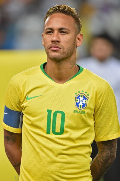 更被外界视 更被外界视