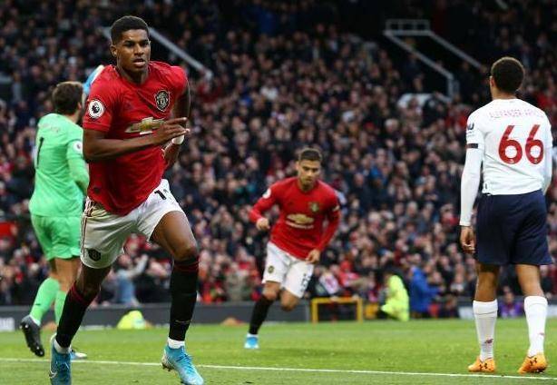 点球大战中 点球大战中