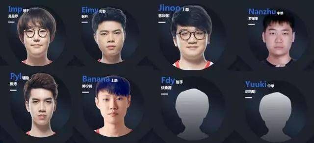 门柱虽挡却 门柱虽挡却