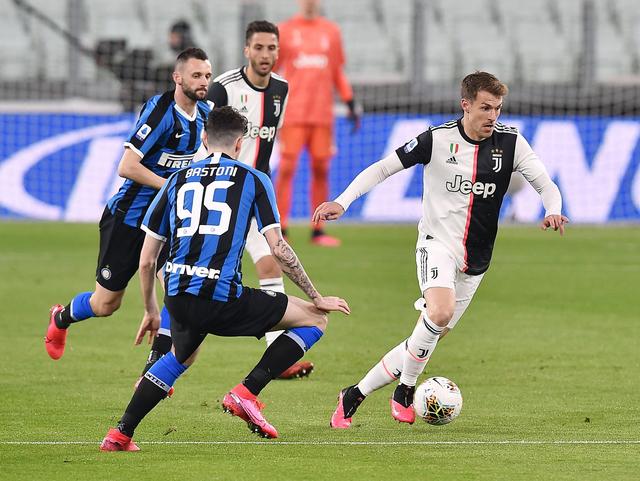 三人各司其 三人各司其